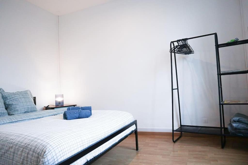 Appartement Entier, Proche Tram-Train Et Commodites, Parking Gratuit Mulhouse Bagian luar foto